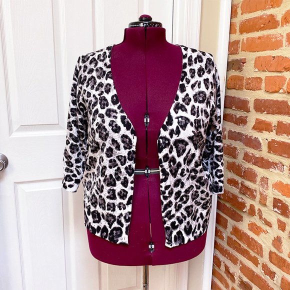 NWOT INC International Concepts Black & White Leopard Sequin Cropped Sweater - Picture 2 of 6